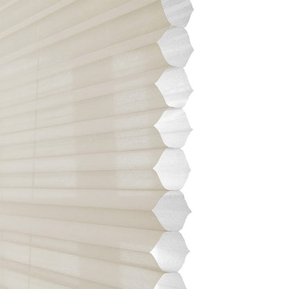 Lucca 電動標準型紗蜂巢簾冬白 (Winter White)